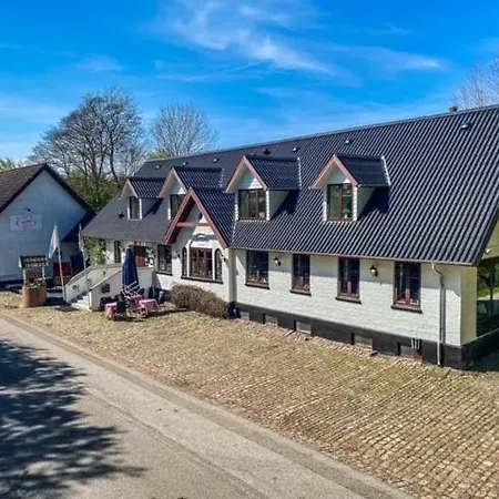 Purhus 3* Farup